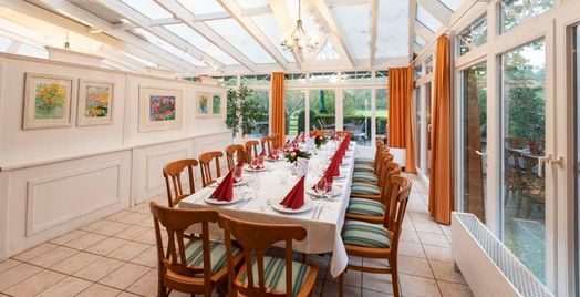 Restaurant "Grüne Stute" - Tafel im Wintergarten