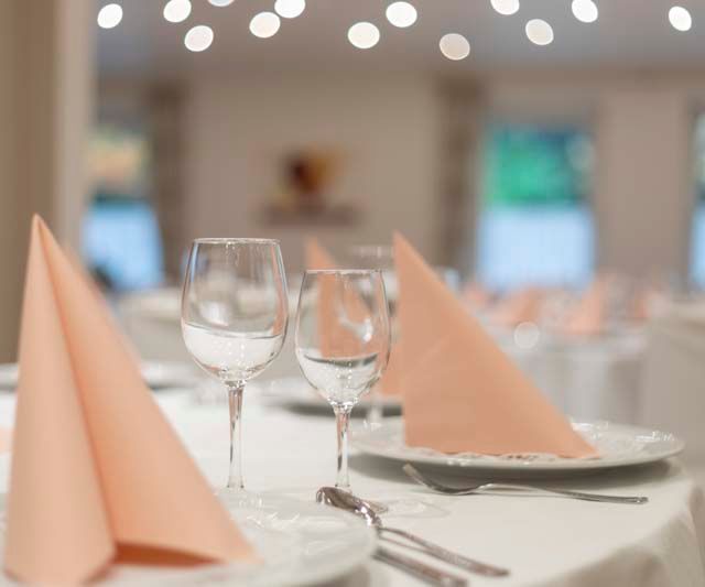 Restaurant "Grüne Stute" - Eingedeckter Platz