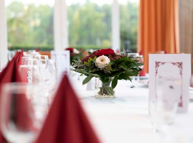 Restaurant "Grüne Stute" - festliche Tafel